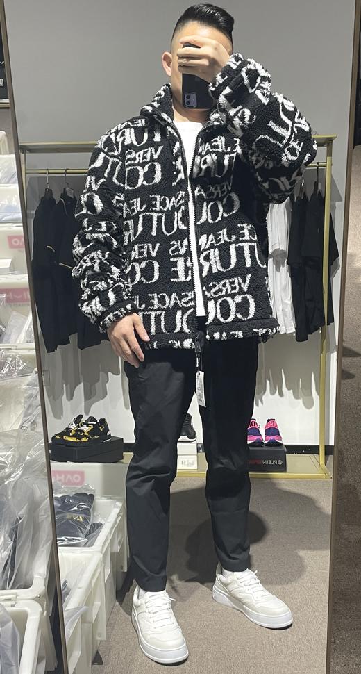 【超惠秒】Versace 范思哲 男女通款 品牌字母logo印花仿羊羔绒材质款保暖舒适百搭外套10928 商品图9