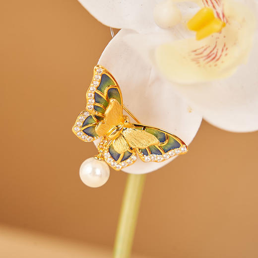大英博物馆 叠彩蝶韵系列 胸针 商品图2