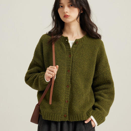 苔藓绿羊毛开衫｜复古百搭，高级显白【3-5天发货】 商品图0