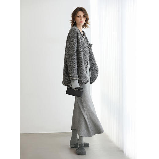 COCOBELLA灰色休闲A字半身裙弧形下摆25秋冬针织长裙HS3163-2 商品图1