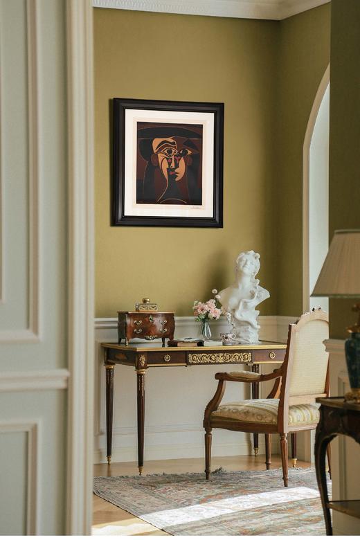 独角鹿西洋古董 1962年西班牙艺术家签名创作出品限量麻胶版画《戴黑帽子的杰奎琳》 商品图0