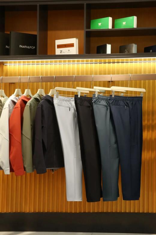 科技感暖绒软壳裤 徒步登山户外休闲裤 商品图0