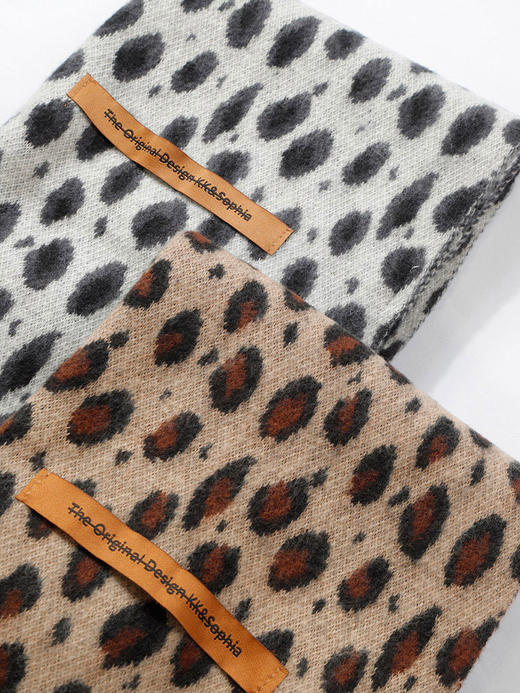 低调潮流豹纹围巾-纪念日百货门店同款165199433 商品图0