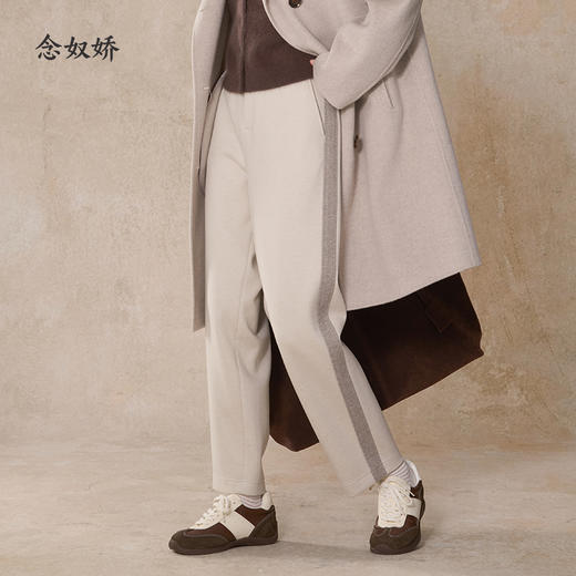 【商场同款】CNT5991 “ 暖暖通勤裤 ”  混色花纱拉绒面料 舒适柔软 侧拼条设计显腿直 商品图0