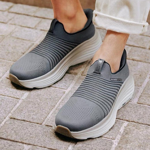 男女同款 | 秋冬爆款KAIBA「闪穿鞋」！福建晋江实力工厂直发，品质保证，可查真伪（流体闪穿鞋灰色36、37码预售11.26发） 商品图7