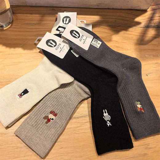 韩系简约刺绣动物暖绒袜-纪念日百货门店同款165296348 商品图1