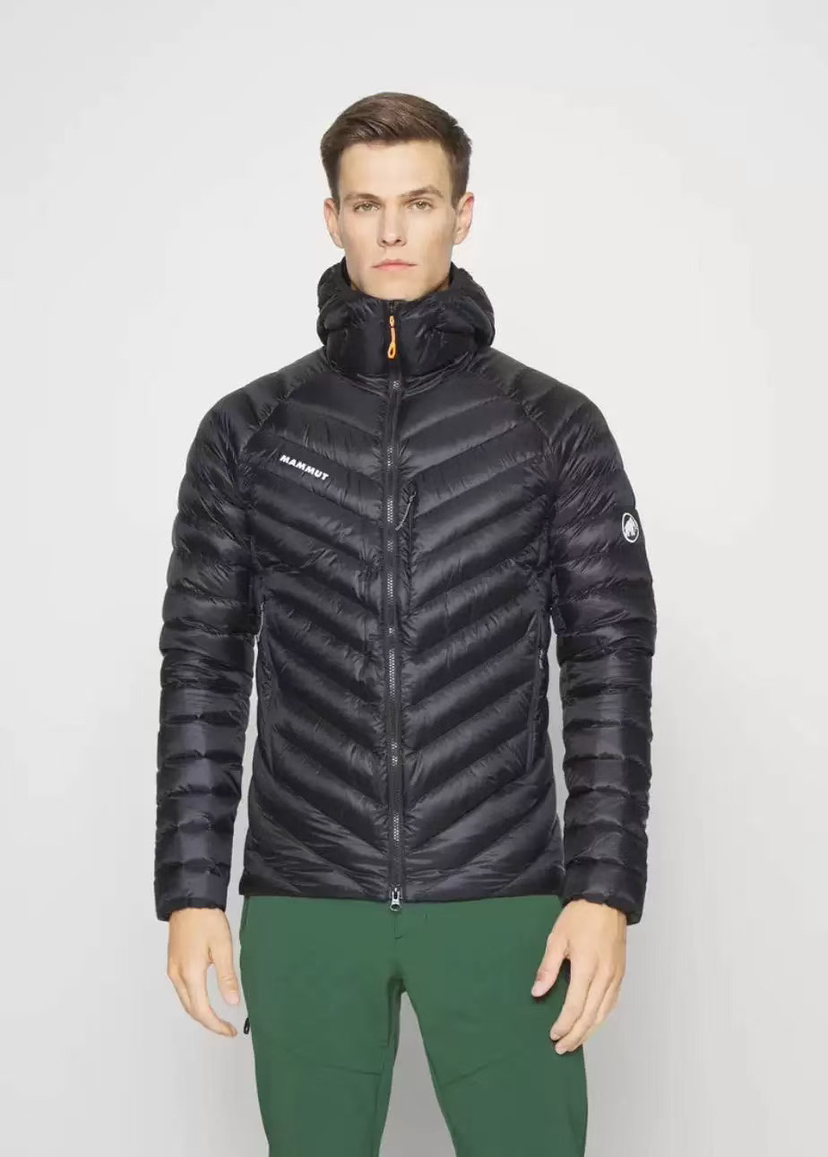 原单正品 Mammut猛犸象Broad Peak IN 800蓬排骨连帽羽绒服

藏青/黑色 S-XXL