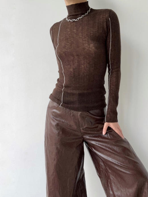 DONSEE10｜DS10AW2522-D 咖色 肌理线迹高领上衣 商品图4