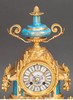 独角鹿西洋古董 1850-1870年代法国拿破仑三世时期出品宫廷人物主题铜鎏金精雕修饰手绘描金座钟瓷瓶三件套 商品缩略图3