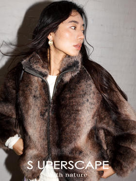 素舶 三色毛环保皮草浓密蓬松拼皮门襟立领拉链抽绳皮草短外套