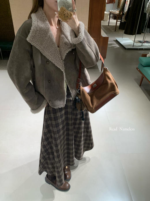 Read Nameless /可可拉贡羊羔毛外套 2025/11/6 商品图1