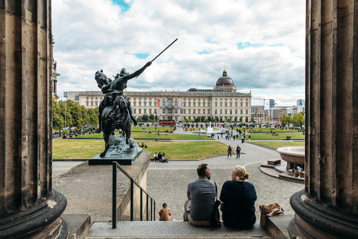 【三联生活周刊】2025年第45期1364 看懂博物馆岛 在柏林重读时间 商品图2