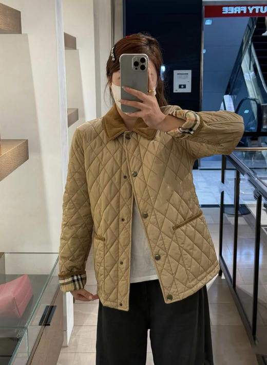 【高品质私服】【BBY经典格纹户外短款显瘦棉服】细腻平整，软滑细腻，秋冬季体感舒适干爽G1581-CC【无标出货 介意慎拍】 商品图6