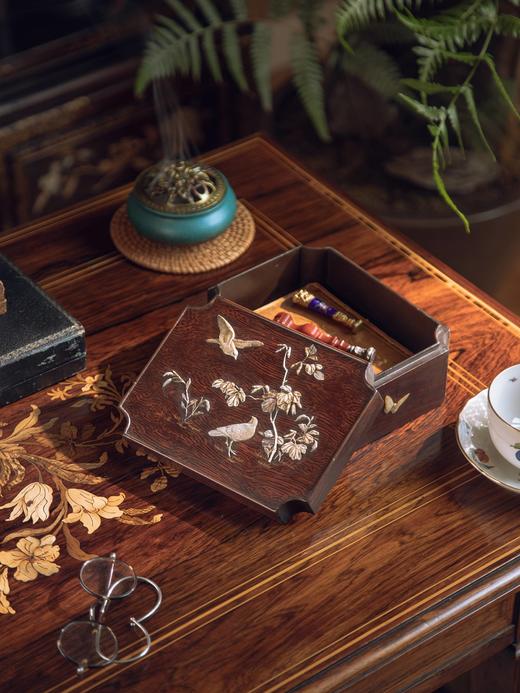 独角鹿西洋古董19世纪日本明治时期出品蝶飞雀舞主题芝山镶嵌木纹漆盒 商品图1