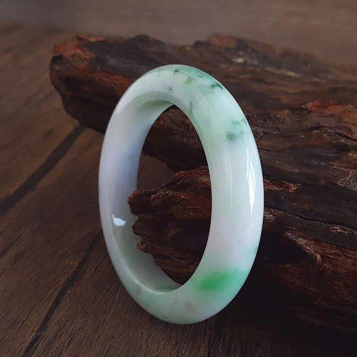 【天然正品】A货翡翠天然精品细腻无杂裂糯种飘绿54.5号翡翠手镯54.5MM女士131025JJ20 商品图5