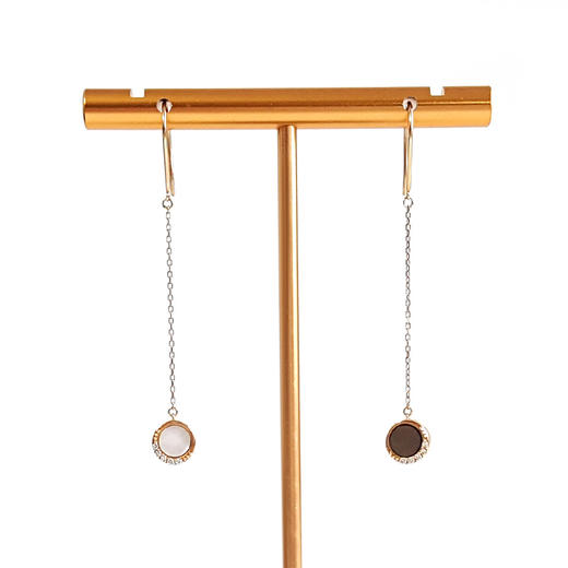 【天然正品】AU375黄金时尚设计款双面贝母造型钻石耳环52.3*7.2*3.8MM（皆取最大值）女士191025NJS40 特价：880元 商品图0