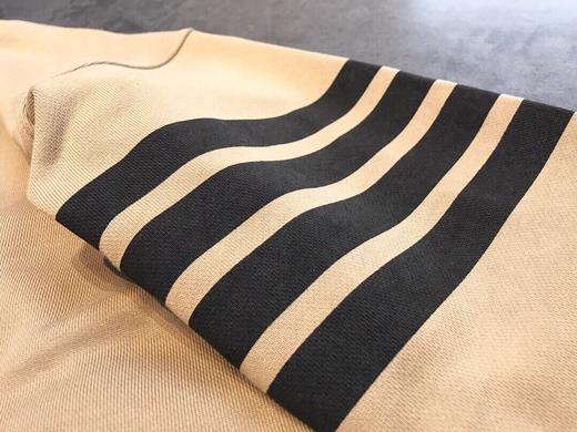 点此购买 TB冬季男女款卡色加绒连帽卫衣 ks 334656 商品图9