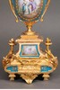 独角鹿西洋古董 1850-1870年代法国拿破仑三世时期出品宫廷人物主题铜鎏金精雕修饰手绘描金座钟瓷瓶三件套 商品缩略图8
