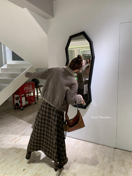 Read Nameless /可可拉贡羊羔毛外套 2025/11/6 商品图12