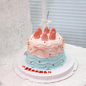 蝴蝶结丨翻糖草莓造型