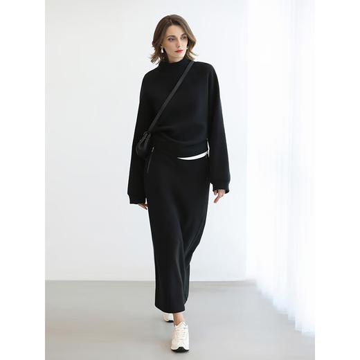 COCOBELLA时尚通勤黑色半身裙女秋冬温暖亲肤遮胯直筒裙HS3162 商品图3