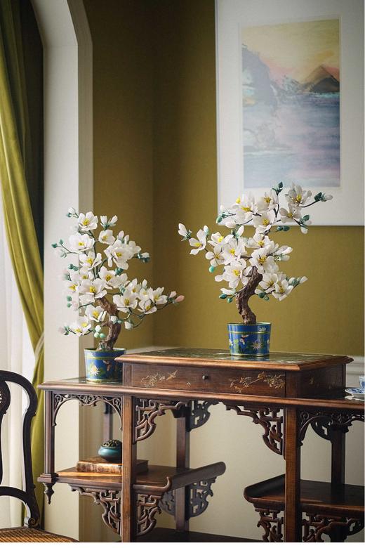 【已售】独角鹿西洋古董 20世纪中国创汇时期出品花蝶纹景泰蓝盆装饰「白玉兰」珍宝像生盆景一对 商品图0