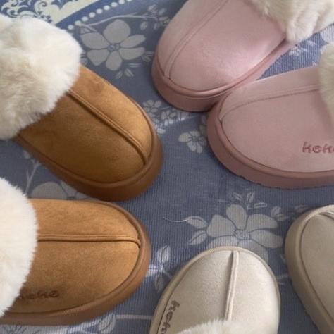 【暖冬鞋服丨亲子厚底毛绒棉拖鞋】内里毛量充足，细密保暖，橡塑大底踩感舒适有弹性，缓震减压防滑，成人儿童款都有，居家外穿都适合，一双轻松过冬 商品图8