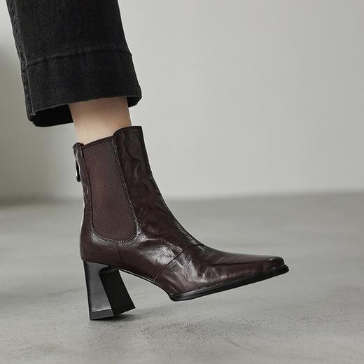 【预售5天】秋冬新款法式手抓羊皮高跟粗跟短靴女复古松紧带方头切尔西靴HB&1406 商品图3