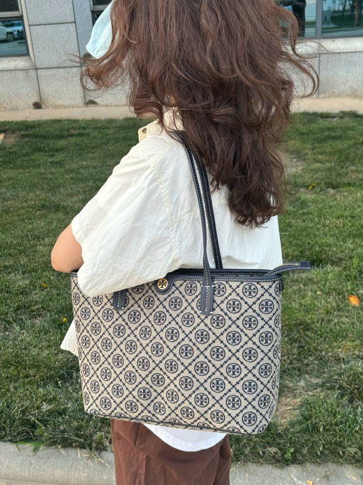 【限量5单！】Tory Burch/汤丽柏琦 T MONOGRAM 金色双T标识经典印花托特包152315/152299 -w 香港直邮 清关约7个工作日 商品图6