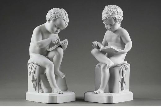 独角鹿西洋古董 20世纪法国出品阅读的孩童主题素胎瓷人物雕塑一对 商品图0