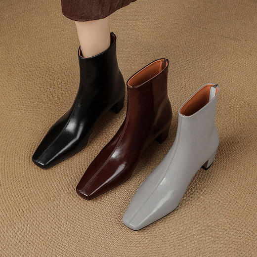 【预售5天】极简百搭小方头粗跟短靴新款秋冬加绒保暖中跟瘦瘦马丁靴SLLK&sl-7970 商品图1