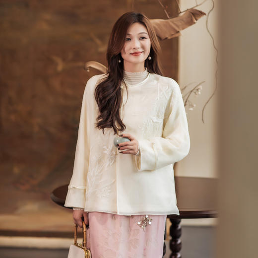 【林栖设计小店】桑蚕丝外套绣花优雅国风钉珠2026早春新款花仙子上衣女1961034 商品图0