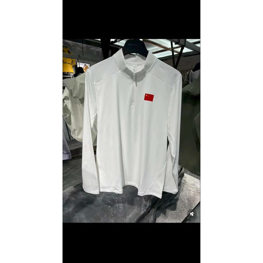 安踏冠军全天候系列2025秋款男立领半拉链款长袖针织衫 152530410 商品图3