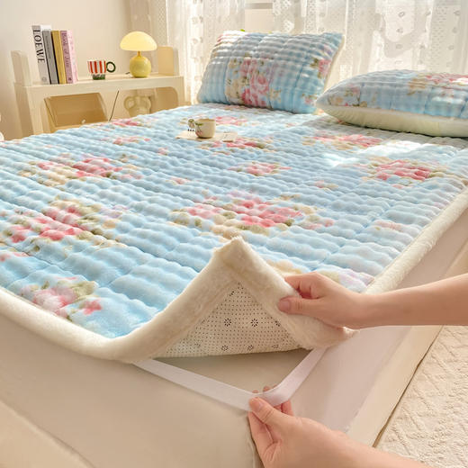 冬季必备·兔毛绒床垫多层泡泡绒结构提供极致温暖 商品图2