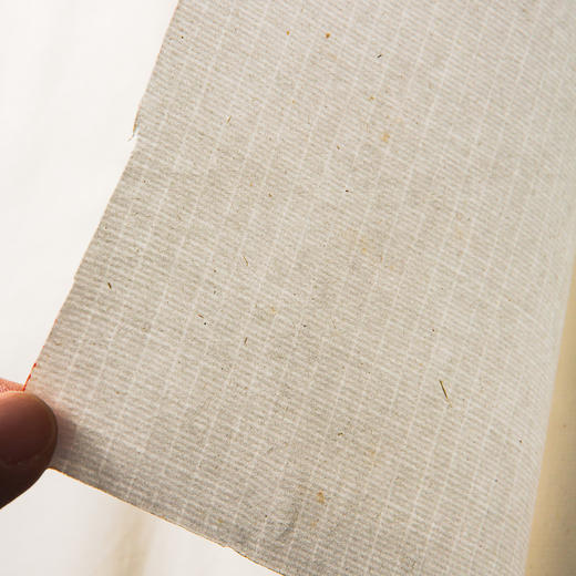 1981年红星牌四尺净皮罗纹老宣纸（一刀） 商品图10