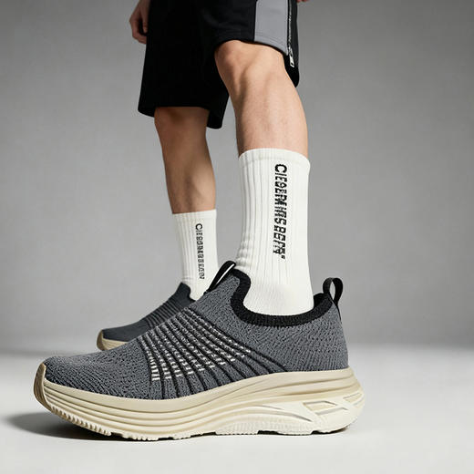 男女同款 | 秋冬爆款KAIBA「闪穿鞋」！福建晋江实力工厂直发，品质保证，可查真伪（流体闪穿鞋灰色36、37码预售11.26发） 商品图6