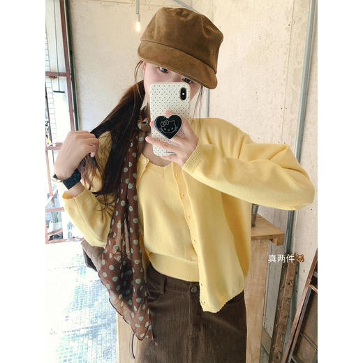 <曾小咸推荐> 现货秒杀！微信超特价！黄色毛衣开衫+吊带背心两件套 日常179.99 立减90 秒杀89.99！！ 商品图2