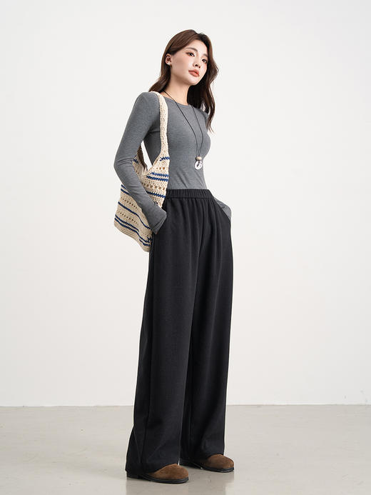 【多妈团购 羊毛蚕丝奶芙肌理裤1553】温柔感直接拉满，绵羊毛+桑蚕丝黄金cp  软糯亲肤，脚口微收+高腰设计，秒变慵懒的时髦精，藏肉显瘦、修饰腿型，巨好穿-连横 商品图0