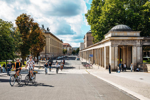 【三联生活周刊】2025年第45期1364 看懂博物馆岛 在柏林重读时间 商品图4