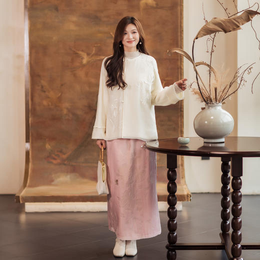 【林栖设计小店】桑蚕丝外套绣花优雅国风钉珠2026早春新款花仙子上衣女1961034 商品图1