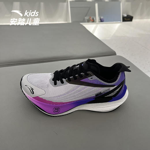 安踏儿童运动鞋男大童能量环11跑步鞋25年冬季革面旋钮扣312545588R 商品图1