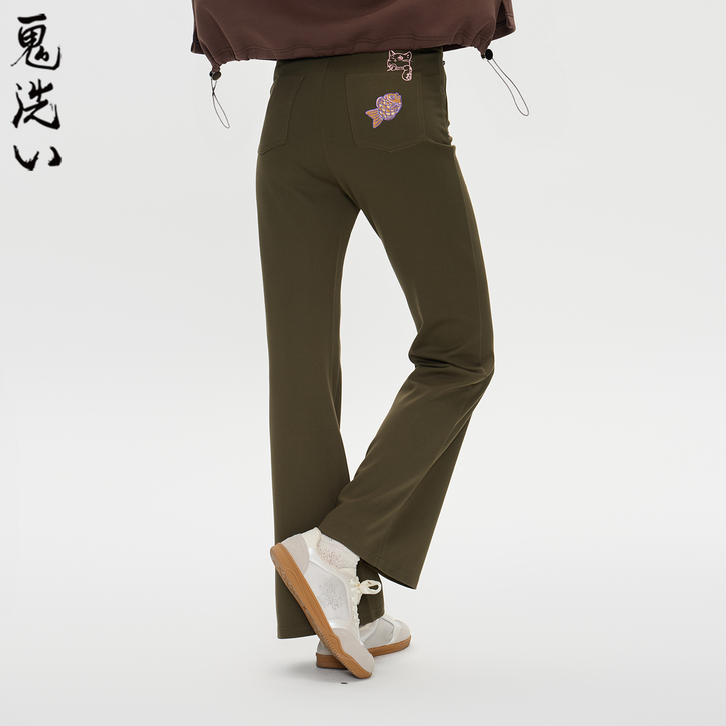 ONIARAI/鬼洗25秋冬新品泥棒蓝女款猫咪弹力喇叭针织长裤 N540181