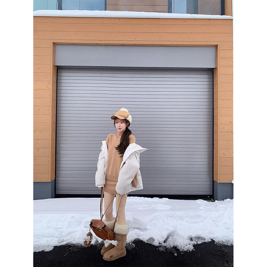 金蘑菇菇 少女老钱穿搭法则  fend*毛衣套组 / 高克重100羊毛 商品图4