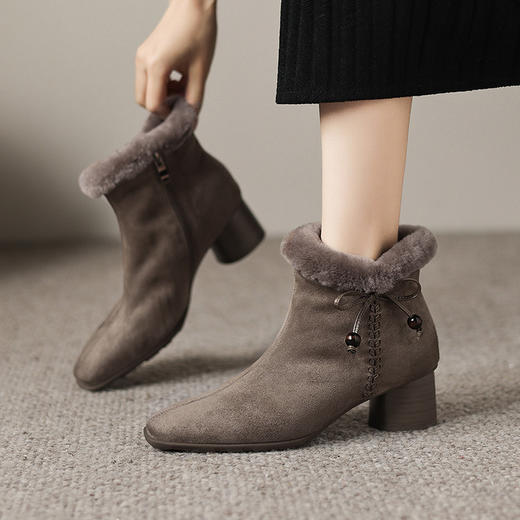 【预售5天】翻毛皮短靴女冬季加绒加厚方头中跟粗跟真皮高跟靴羊毛保暖雪地靴ASZ&KL797M 商品图1