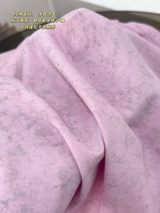 【开放日忙 秒杀价已调 直接拍】开放日最新款 Mo&co 烫钻 美式复古 棉质做旧斑驳 褪色工艺  薄卫衣 商品图3