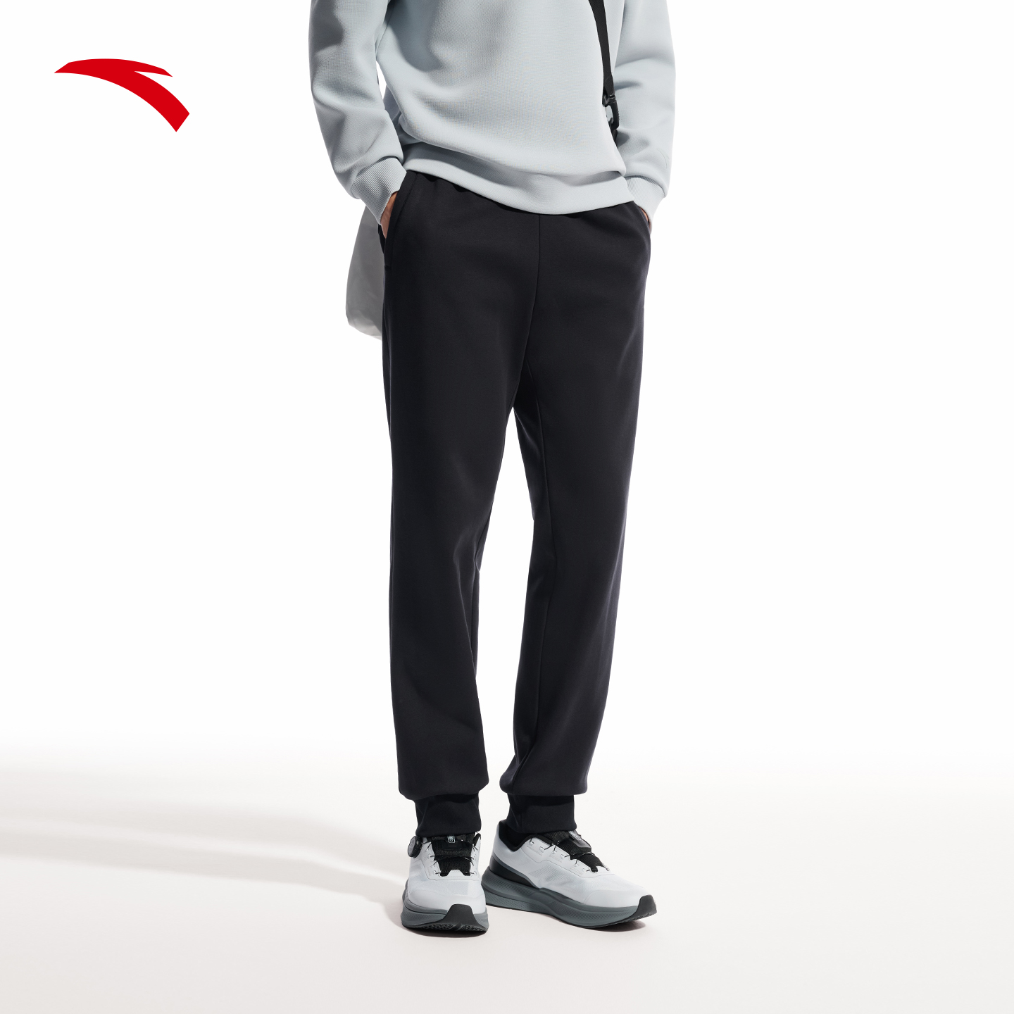 安踏加绒运动卫裤男冬季新款黑色针织裤健身跑步长裤子152547325N