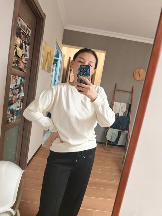 新品来袭❗️【严白轻暖卫衣秋冬全能打底】全国精品超市在售，线下活动价69.9开团49.9，品牌直发，内搭单穿都百搭！ 商品图2