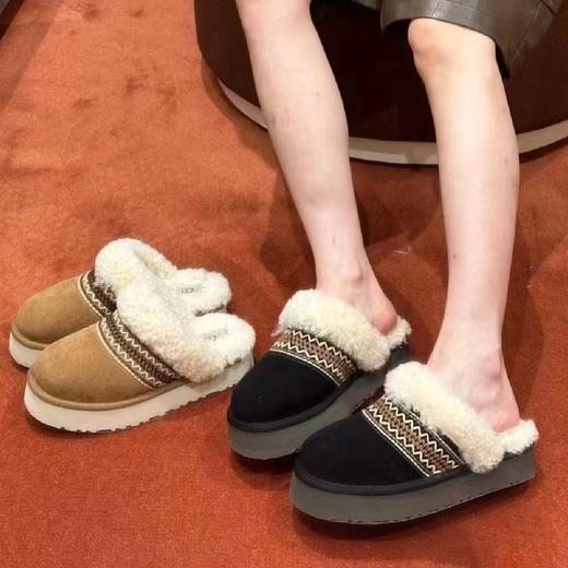 【暖冬鞋服丨亲子厚底毛绒棉拖鞋】内里毛量充足，细密保暖，橡塑大底踩感舒适有弹性，缓震减压防滑，成人儿童款都有，居家外穿都适合，一双轻松过冬 商品图0