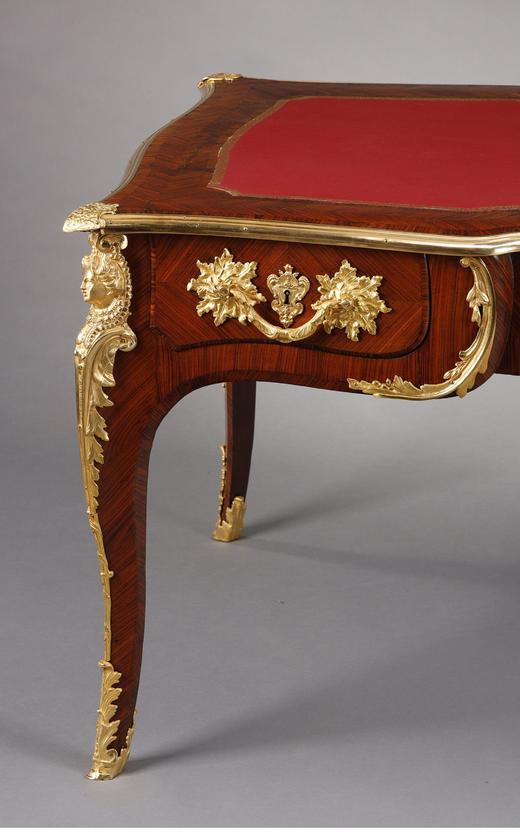 独角鹿西洋古董 19世纪法国出品路易十五风格铜鎏金雕饰玫瑰木嵌皮革台面书桌 商品图1