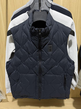 原单正品 DESCENTE迪桑特男休闲马夹运动轻薄羽绒马甲，M-XXL